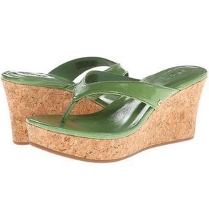 Like New Ugg Wedge Flipflop Sandal